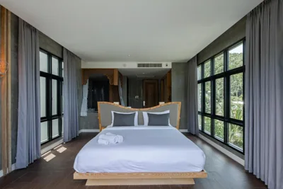 Honeymoon Suite with Bath Tub — The Tarna Resort, Koh Tao